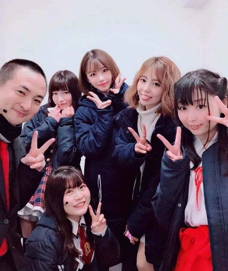 有一种交际能力叫:深田咏美和她的小伙伴们 图片