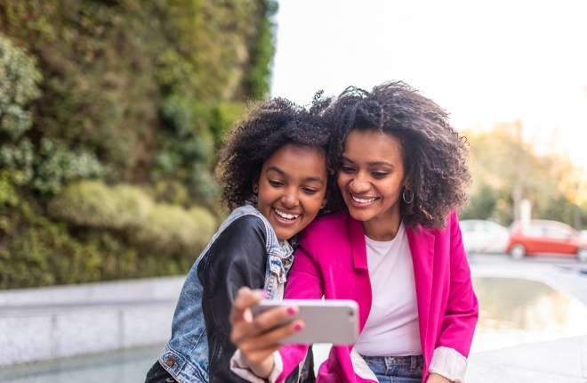 如何发起 Google Hangout