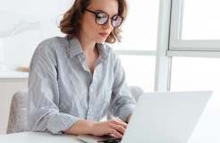 如何在 Google 表格中删除美元符号