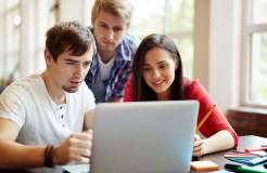 如何在 Zoom 中静音所有参与者