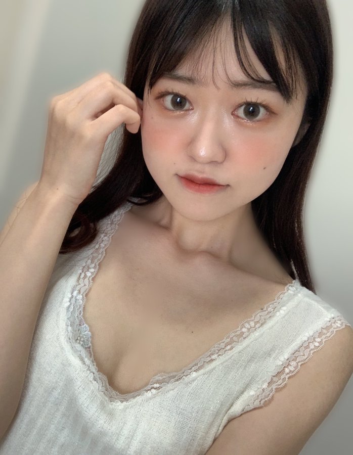 1683471230911044490.jpg 102705l79mmwpyml9m777e.jpg