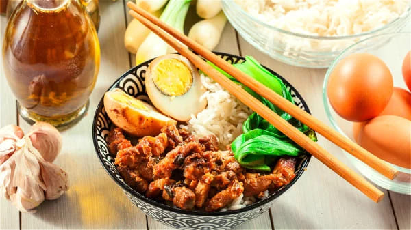 1655393640540000911.jpg p2657932a966372001-ss.jpg