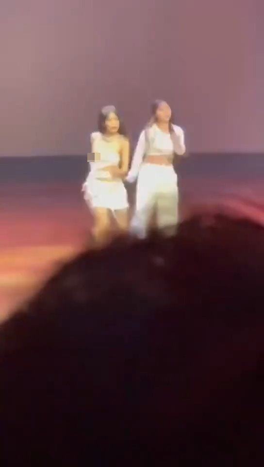 1695874351062063184.jpg bf6c7bf97524a44a1d4f33649922df64.jpg